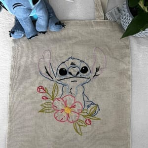 Stitch tote bag